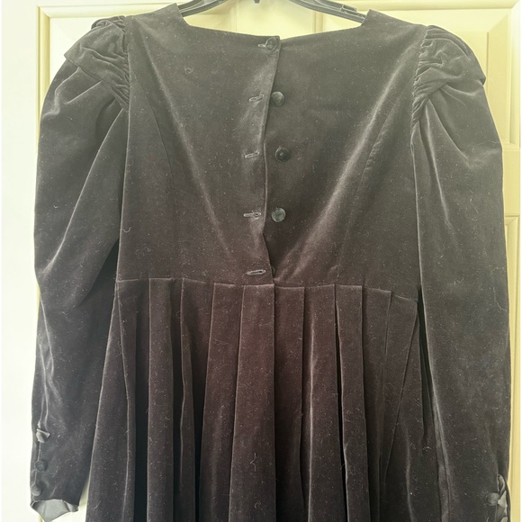 Vintage Black velvet Laura Ashley dress size 8 - Picture 6 of 10